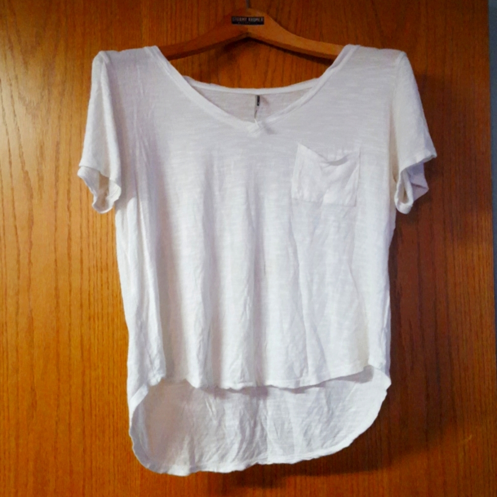 Tresics. White t shirt